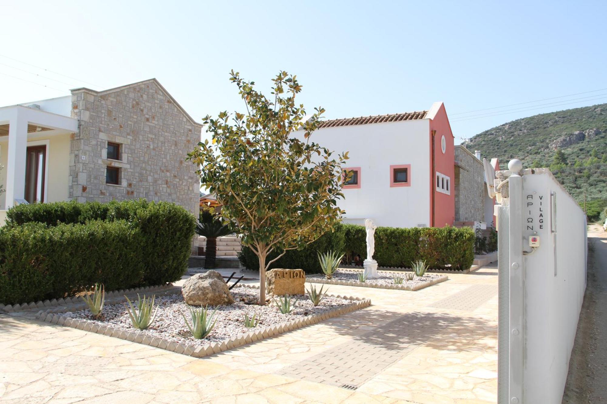 Αριων Village & Suites Nauplia Esterno foto