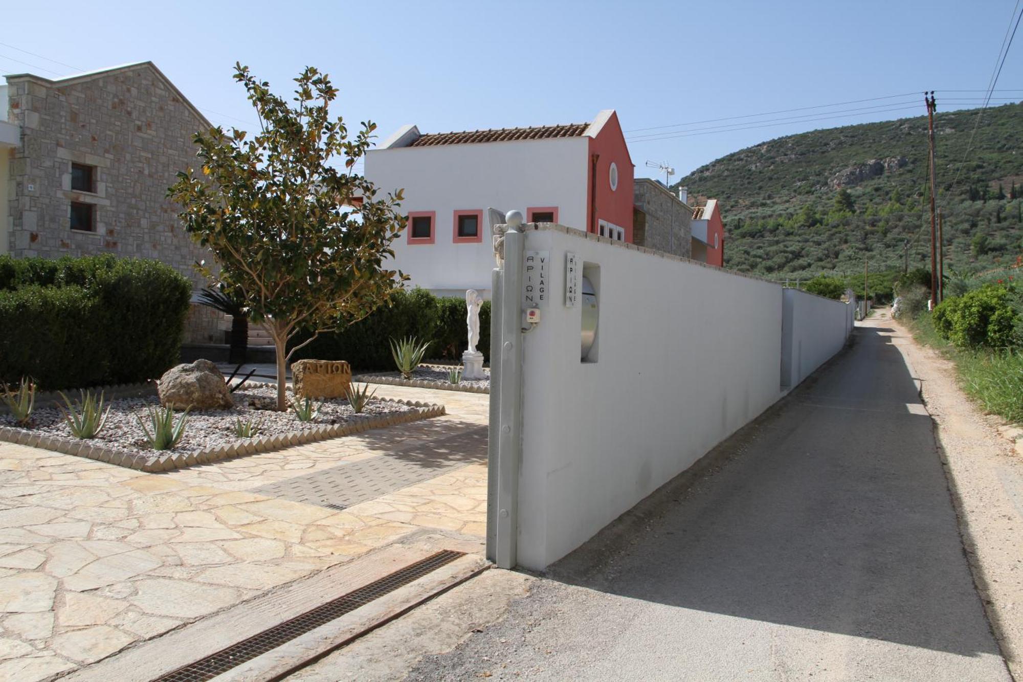 Αριων Village & Suites Nauplia Esterno foto